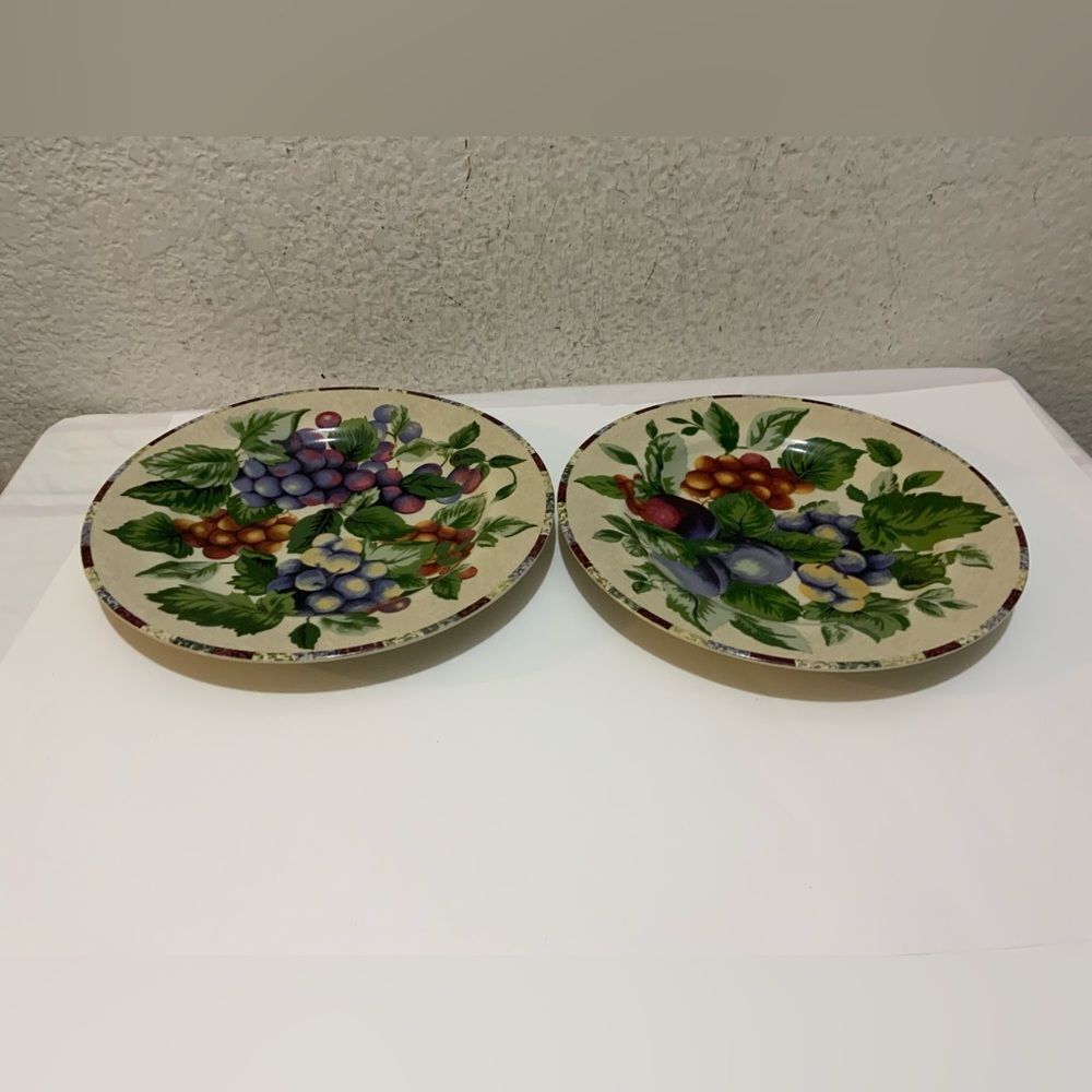 2 Sakura Sonoma Oneida Excell Fruit Pattern Salad Dessert Plates 8.25"  Vintage